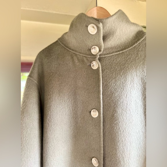 Funnel Collar Puff Sleeve Wool-Alpaca Coat (Army Green) - Gentle Herd - Picture 2 of 11